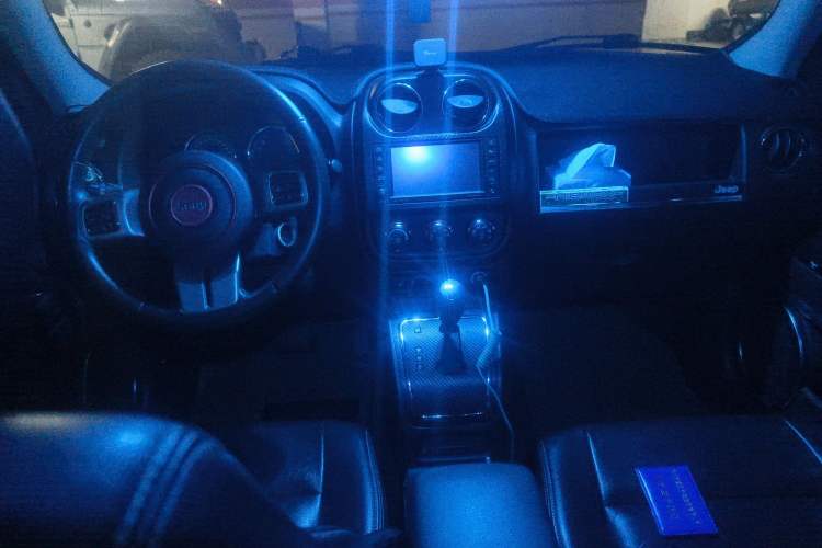 Used Jeep Patriot 2014 2.4L Luxury Navigation Edition