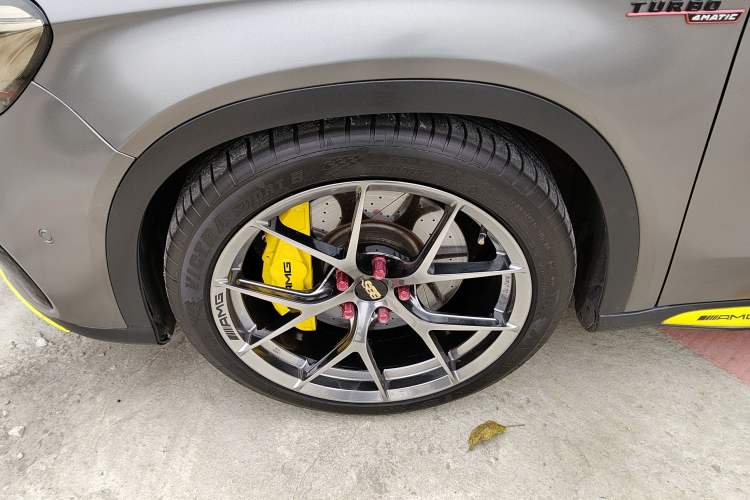 Used Mercedes-Benz GLA AMG 2017 Facelifted AMG GLA 45 4MATIC Exterior 4