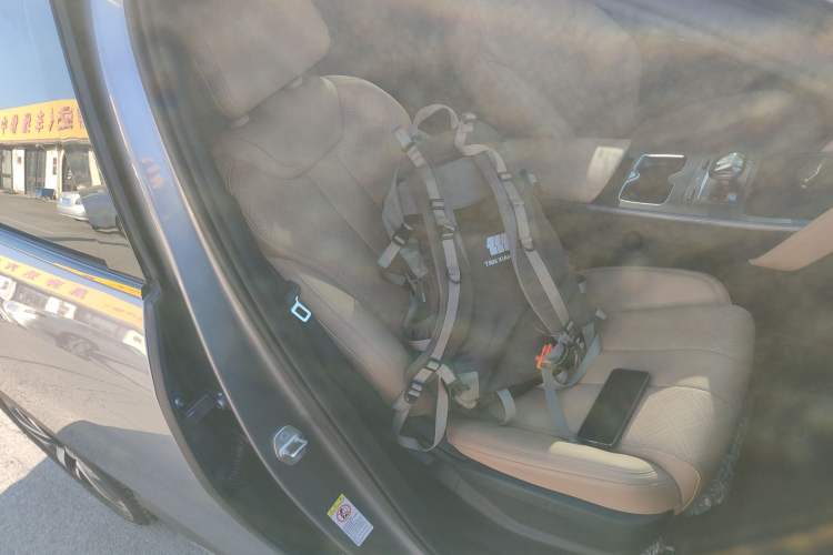 Used BYD Song L DM-i 2024 112 km Leading Edition