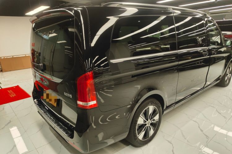 Used Mercedes-Benz V-Class 2020 V 260 L Long-wheelbase Luxury Edition Rear Right 45 Deg