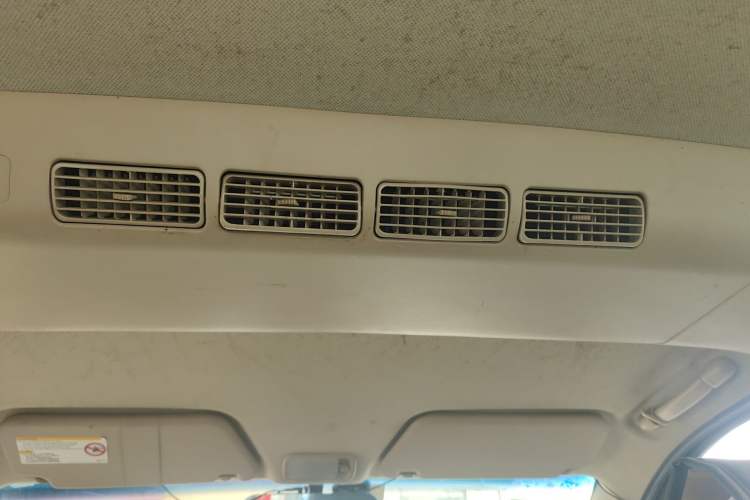 Used Wuling Hongguang 2010 1.4L Comfort Version
