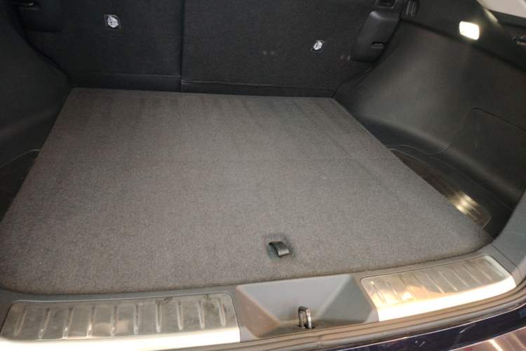 Used Toyota Harrier 2022 2.0L CVT Two-Wheel Drive Luxury Edition
