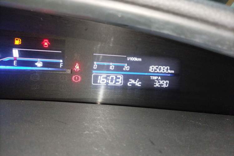 Used Honda Jade 2014 1.8L Automatic Comfort Elite Version 5 Seats