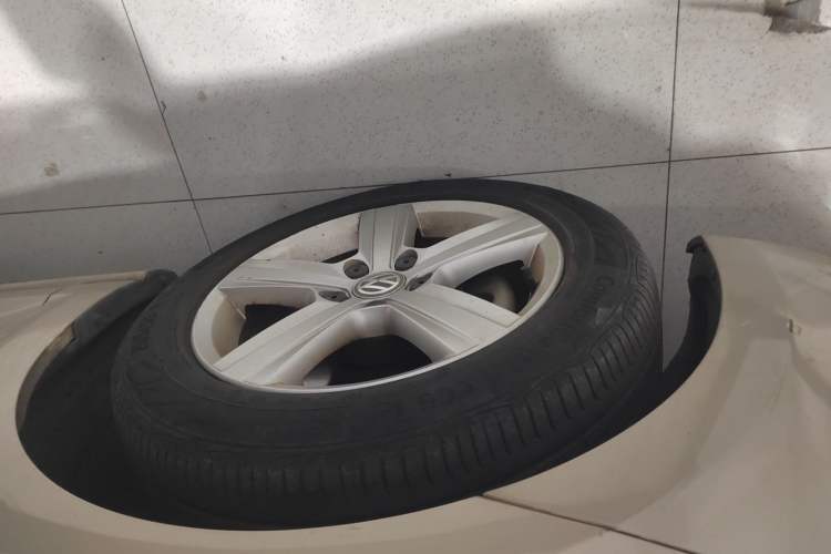 Used Volkswagen Golf 2016 230TSI Automatic Comfort Version
