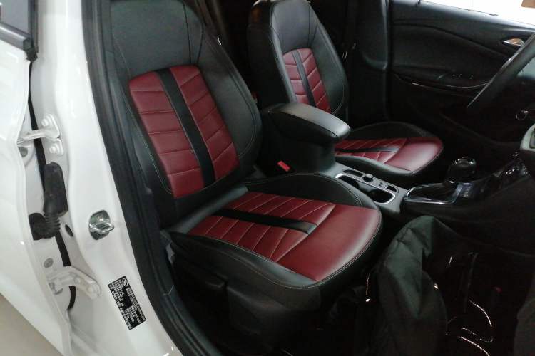 Used Buick Verano 2016 Hatchback 15S Automatic Leading Model Right Front Seat