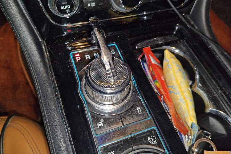 Used Jaguar XJ 2014 XJL 3.0 SC Two-Wheel-Drive Panoramic Business Edition