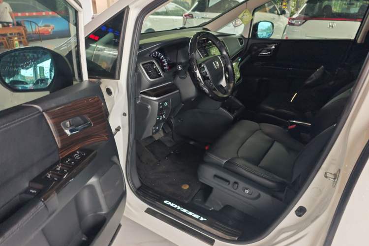 Used Honda Odyssey 2018 2.4L Smart Edition