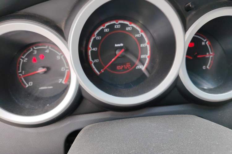 Used CHANGAN CX20 2014 1.4L Manual Sunroof Navigation Version – China IV Standard