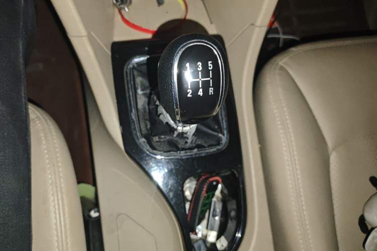 Used Baojun 730 2016 1.5L Manual Comfort Version 7 Seats China V Emission Standard