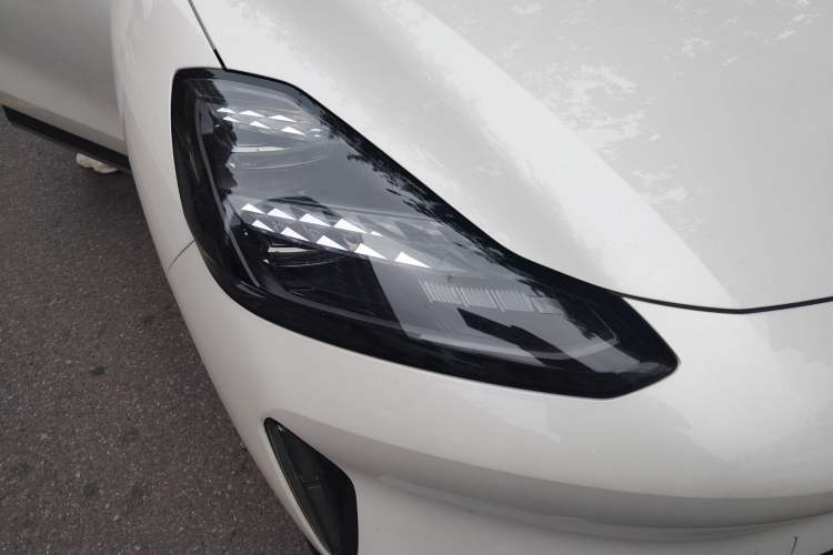 Used Hyptec HT 2023 670 Rear-Drive Ultra-High Voltage Version
