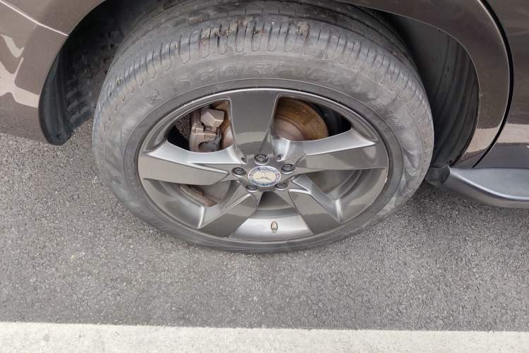 Used Mercedes-Benz GLK-Class 2013 GLK 300 4MATIC Dynamic Sunroof Model Exterior 5