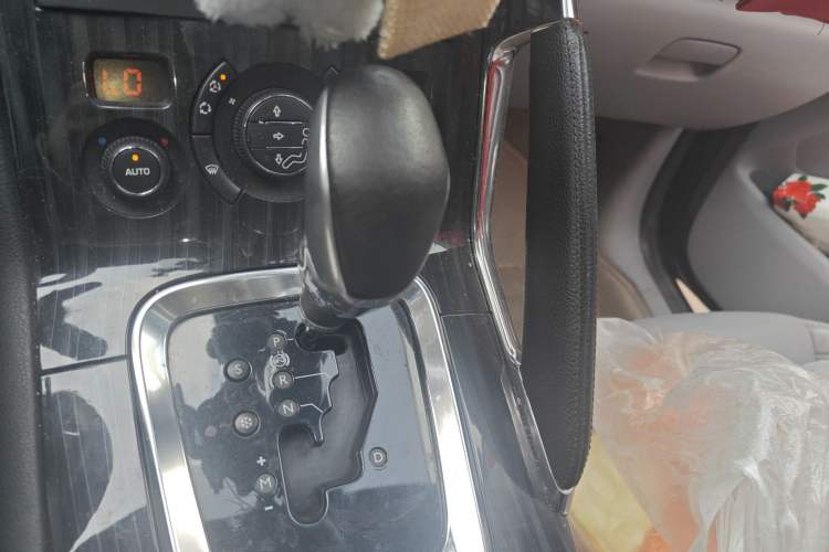 Used Peugeot 3008 2013 1.6THP Automatic Prestige Edition
