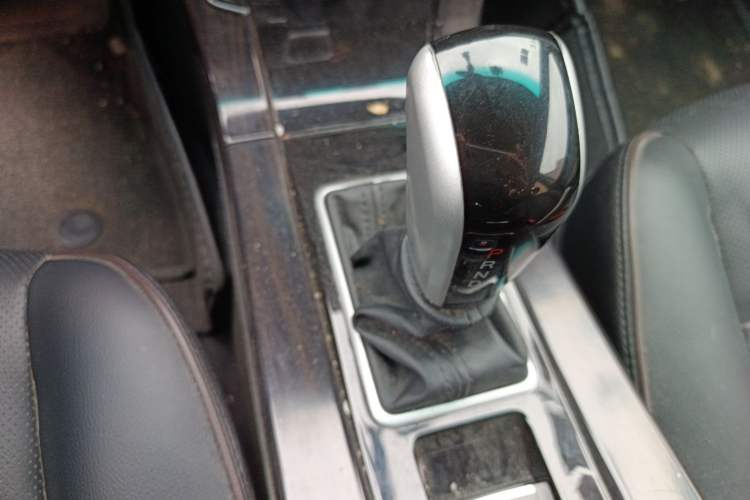 Used Luxgen 5 2015 1.8T Automatic ZhiZun Model
