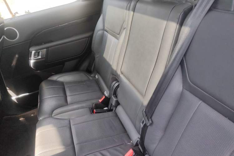 Used Land Rover Discovery 2017 3.0 SC V6 SE