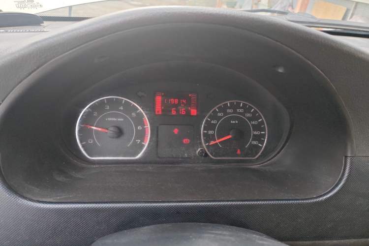 Used Wuling Rongguang 2019 1.5L Extended-Body Van Base Model with 2 Seats Instrument Cluster