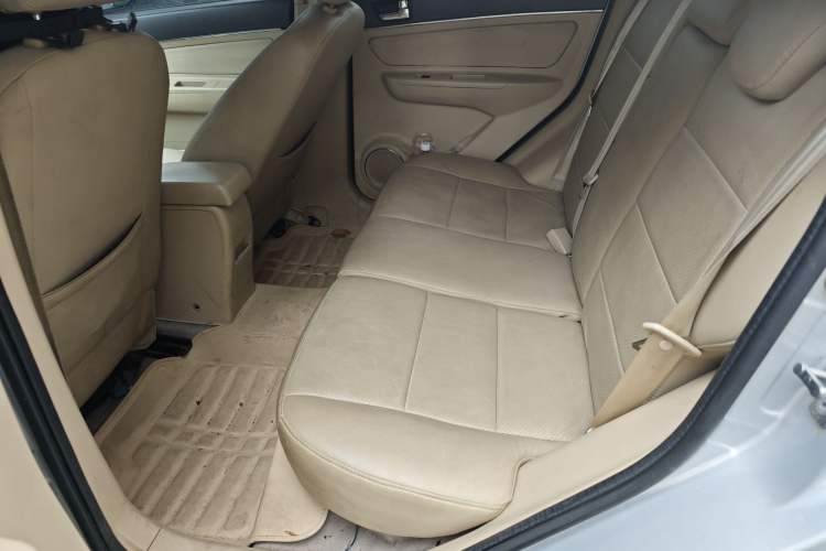 Used BAIC E Series 2013 Hatchback 1.5L Automatic Lotte Edition Left Rear Seat