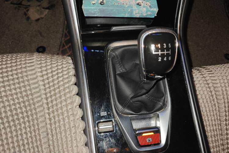 Used CHANGAN CS75 2018 280T Manual Smart Edition China V Standard Gear Lever