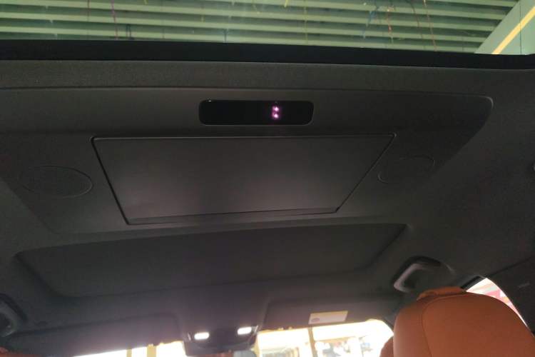 Used Li Auto L9 2022 Max model Headliner