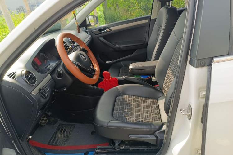 Used Volkswagen Jetta 2017 1.5L Automatic Comfort Model Left Front Seat