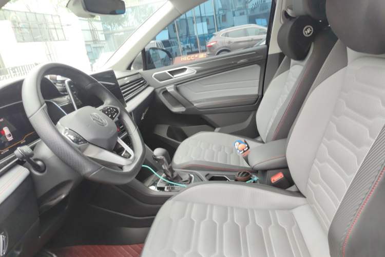 Used Volkswagen Tiguan X 2023 Revised Version 330TSI Two-Wheel-Drive Flagship Edition Left Front Seat