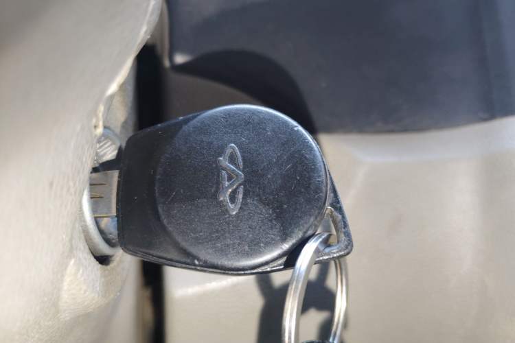 Used Karry Youyou 2012 1.0L Comfort Version
