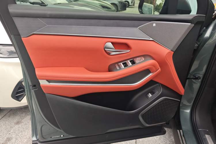 Used BYD Tang L 2025 EV 600KM All-Wheel-Drive LiDAR Flagship Model