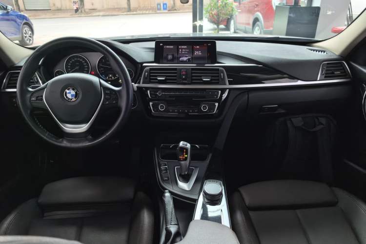 Used BMW 3 Series 2019 320Li Fashion Model