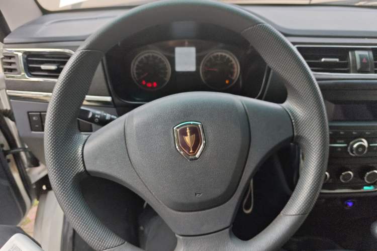 Used Jinbei Hiace X30 2019 1.5L Van Comfort Model China VI SWC15M
