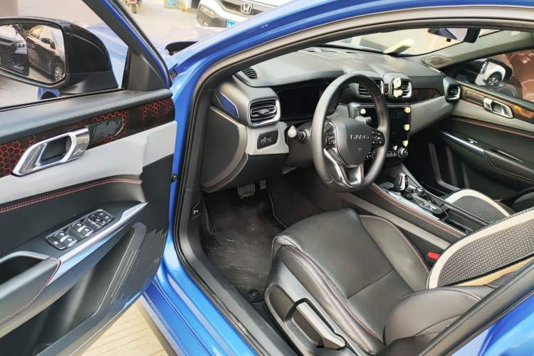 Used Lynk & Co 03 2019 1.5TD DCT Sport Edition China VI Standard Driver Seat