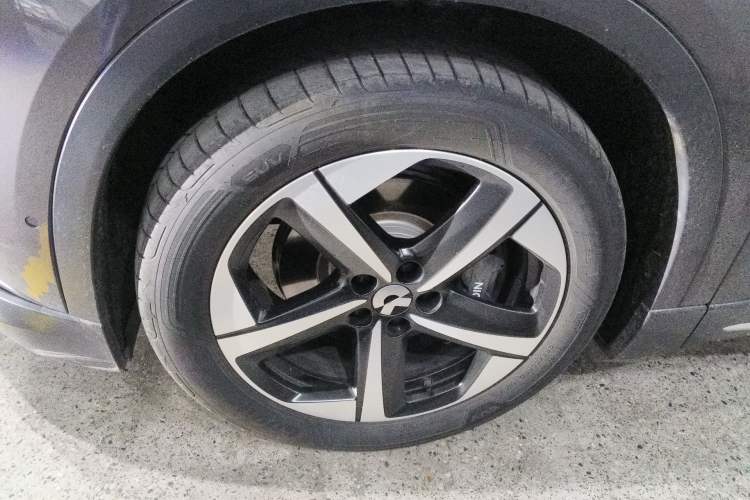 Used Nio ES6 2024 75 kWh Left Front Wheel Hub