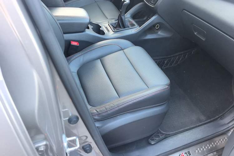 Used Changan CS75 2014 2.0L Manual Luxury Version China IV Standard
