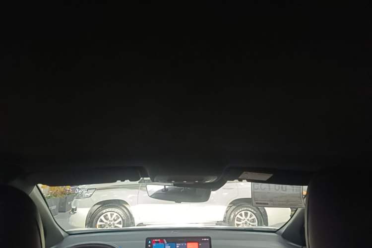 Used MG 4 EV 2023 415 km Range Sea-Faring Champion Edition Headliner