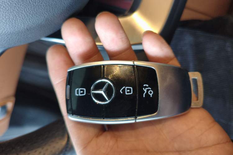 Used Mercedes-Benz E-Class 2020 E 260 4MATIC Convertible Coupe
