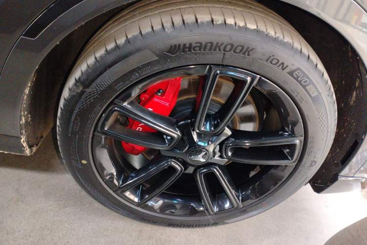 Used VOYAH FREE 2025 318 318 km Rear-Drive Touring Edition