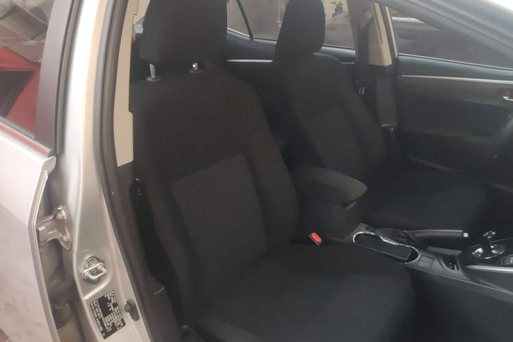 Used Toyota Corolla Hybrid E+ 2019 1.8L E-CVT Leading Edition Right Front Seat