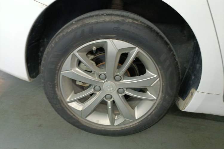Used Geely Auto Emgrand GL 2021 UP 1.4T CVT Leading Edition