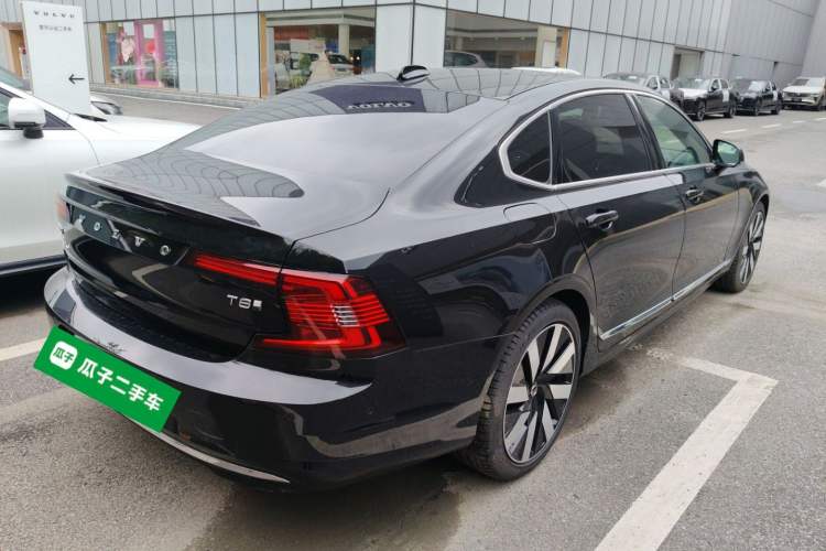 Used Volvo S90 New Energy 2025 Plug-in Hybrid Four-Wheel Drive Long-Range Luxury Smart Edition Rear Right 45 Deg