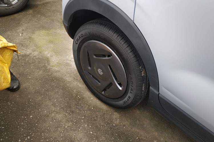 Used Leapmotor T03 2023 200 Lite Edition Right Rear Wheel Hub