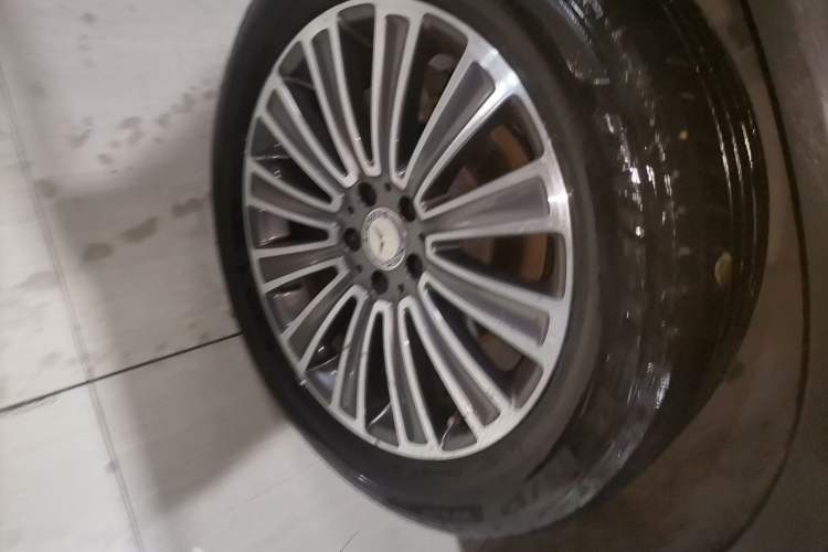 Used Mercedes-Benz GLC 2017 GLC 260 4MATIC Dynamic Edition Exterior 5