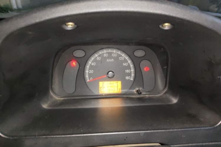 Used Wuling Zhiguang 2013 1.0L Practical Version