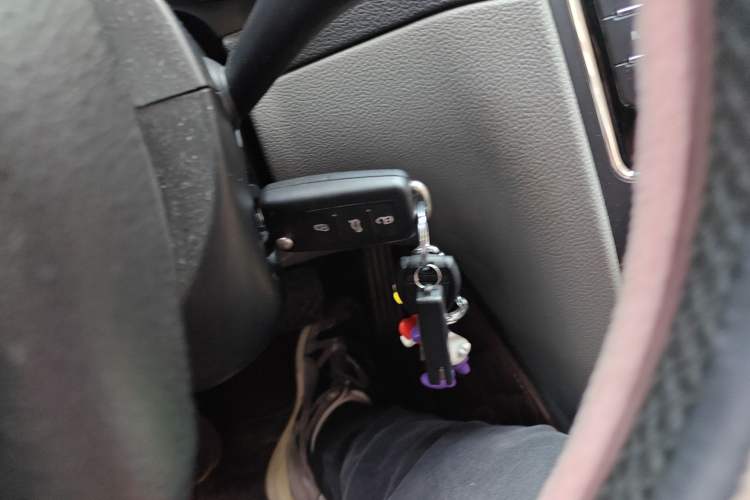 Used Skoda Superb 2013 1.8TSI Automatic Yashi Edition
