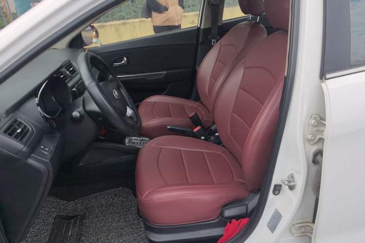 Used Kia K2 2012 Sedan 1.4L Automatic GLS Commemorative Edition Left Front Seat