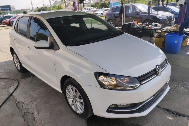 Used Volkswagen Polo 2014 1.6L Manual Comfort Edition