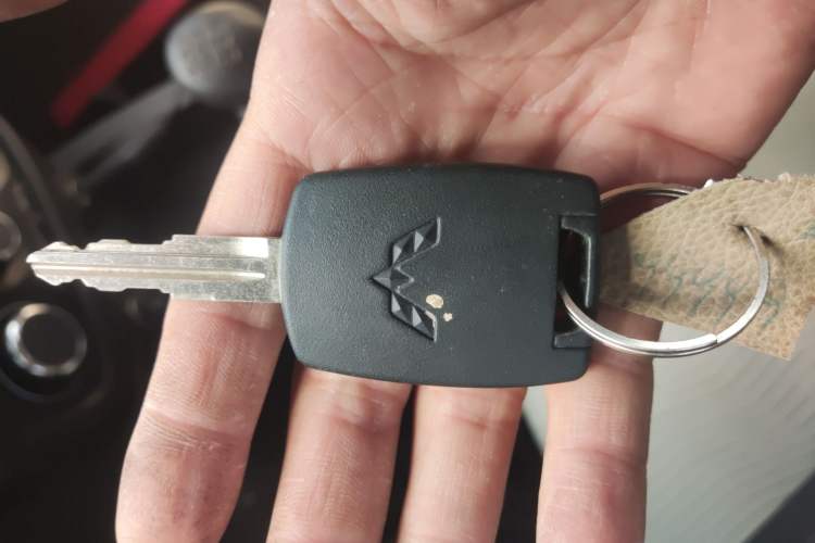 Used Wuling Rongguang V 2018 1.2L Standard Model Vehicle Key