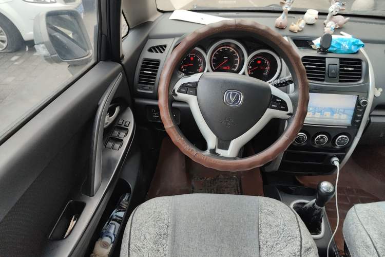 Used CHANGAN CX20 2014 1.4L Manual Sport Version China IV Standard