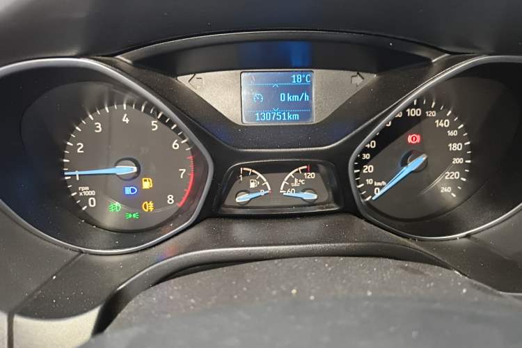 Used Ford Focus 2017 Hatchback 1.6L Manual Fashion Edition SmartDrive Version Instrument Cluster