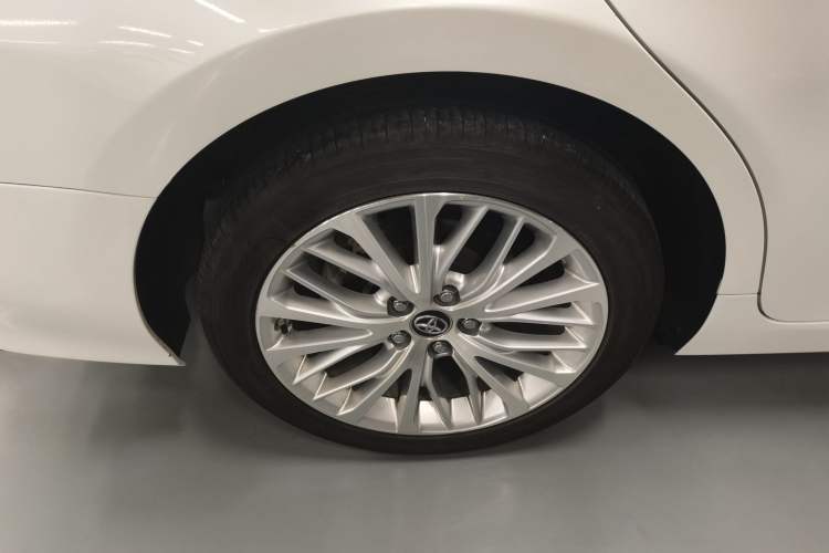 Used Toyota Camry 2019 2.5G Luxury Edition China V Standard Right Rear Wheel Hub