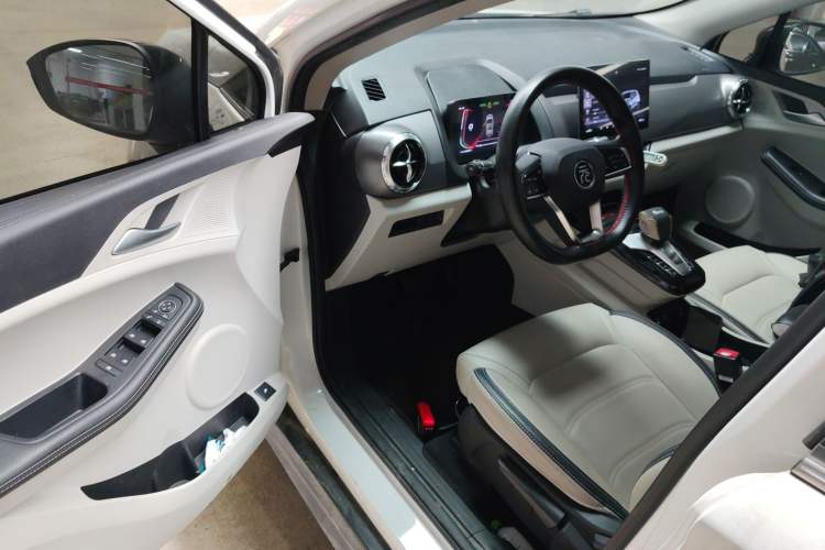 Used BYD Yuan Pro 2021 401 km Luxury Version Driver Seat