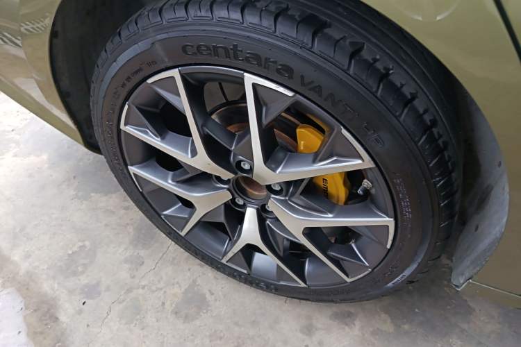 Used GAC Trumpchi EMPOW 2021 270T DCT J15 Version
