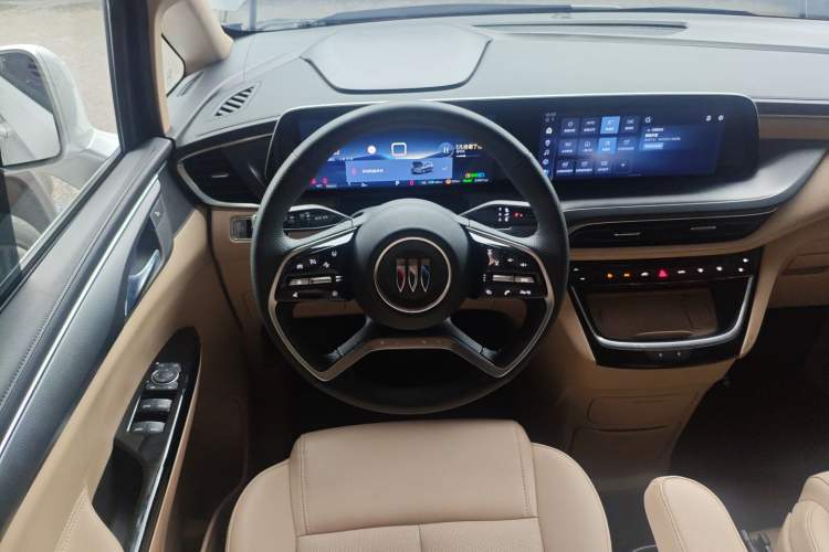 Used Buick GL8 New Energy 2025 Lu Shang Luxury Edition 7-Seater Steering Wheel